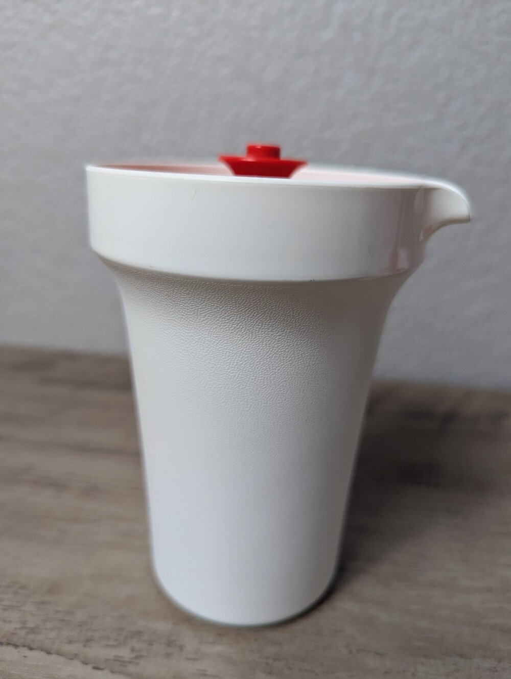 Tupperware Creamer & Sugar Set - Picture 3 of 14